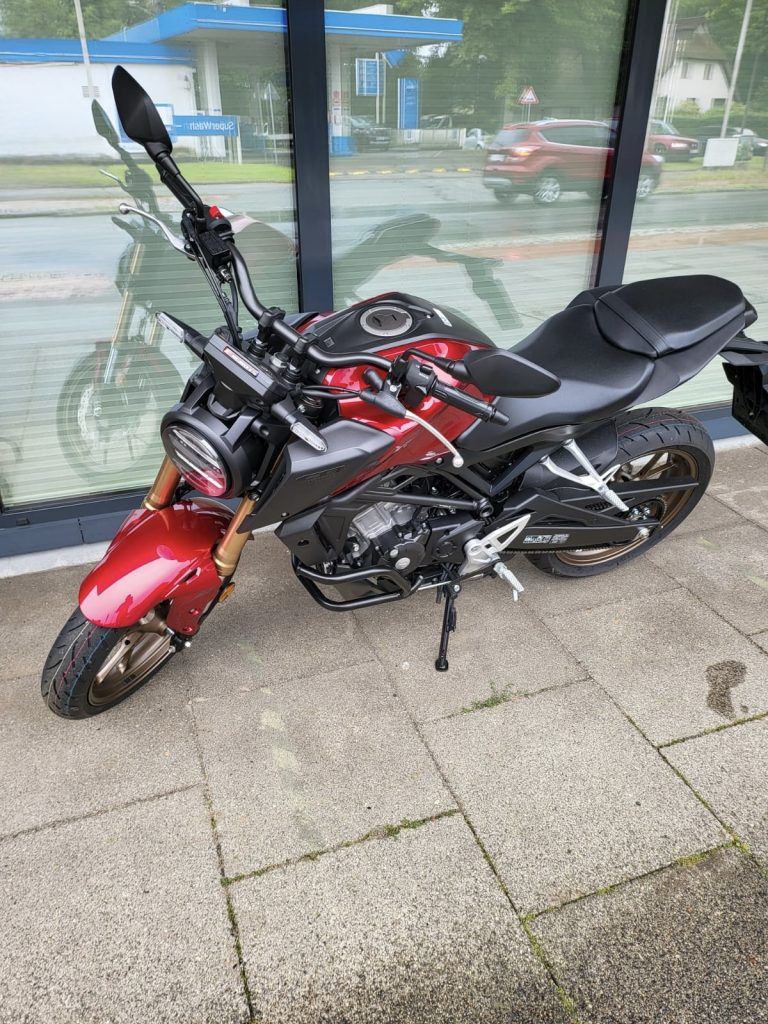 b9329e59-9c3b-475e-9c5f-c2e059e4291c